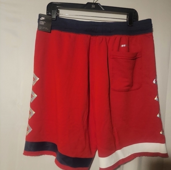 Men's Nike Sportswear Y2K Terry Fleece Sweat Shorts Red Size Large CI2996-611 - Picture 5 of 7